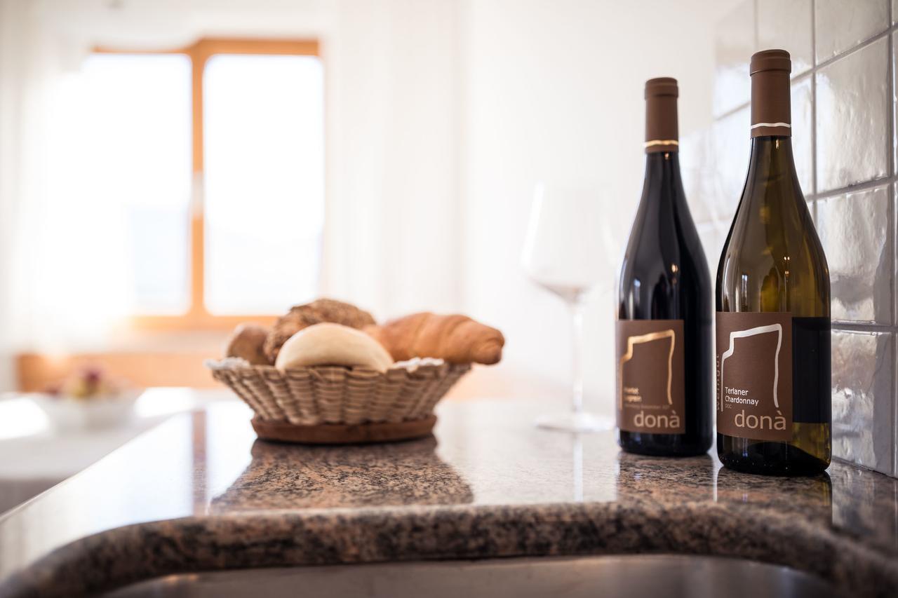Weingut Dona Villa Апиано сула Страда дел Вино Екстериор снимка