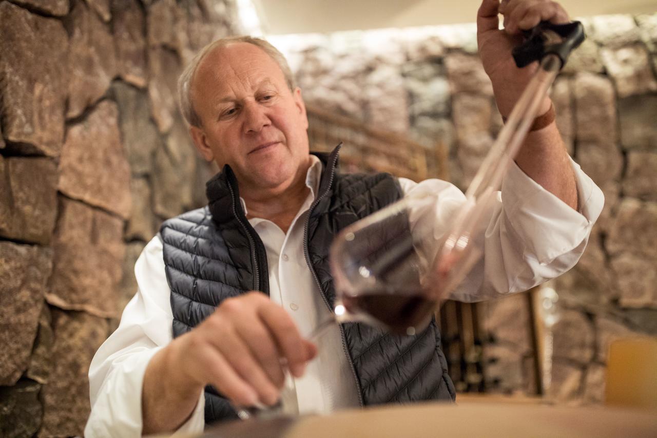 Weingut Dona Villa Апиано сула Страда дел Вино Екстериор снимка
